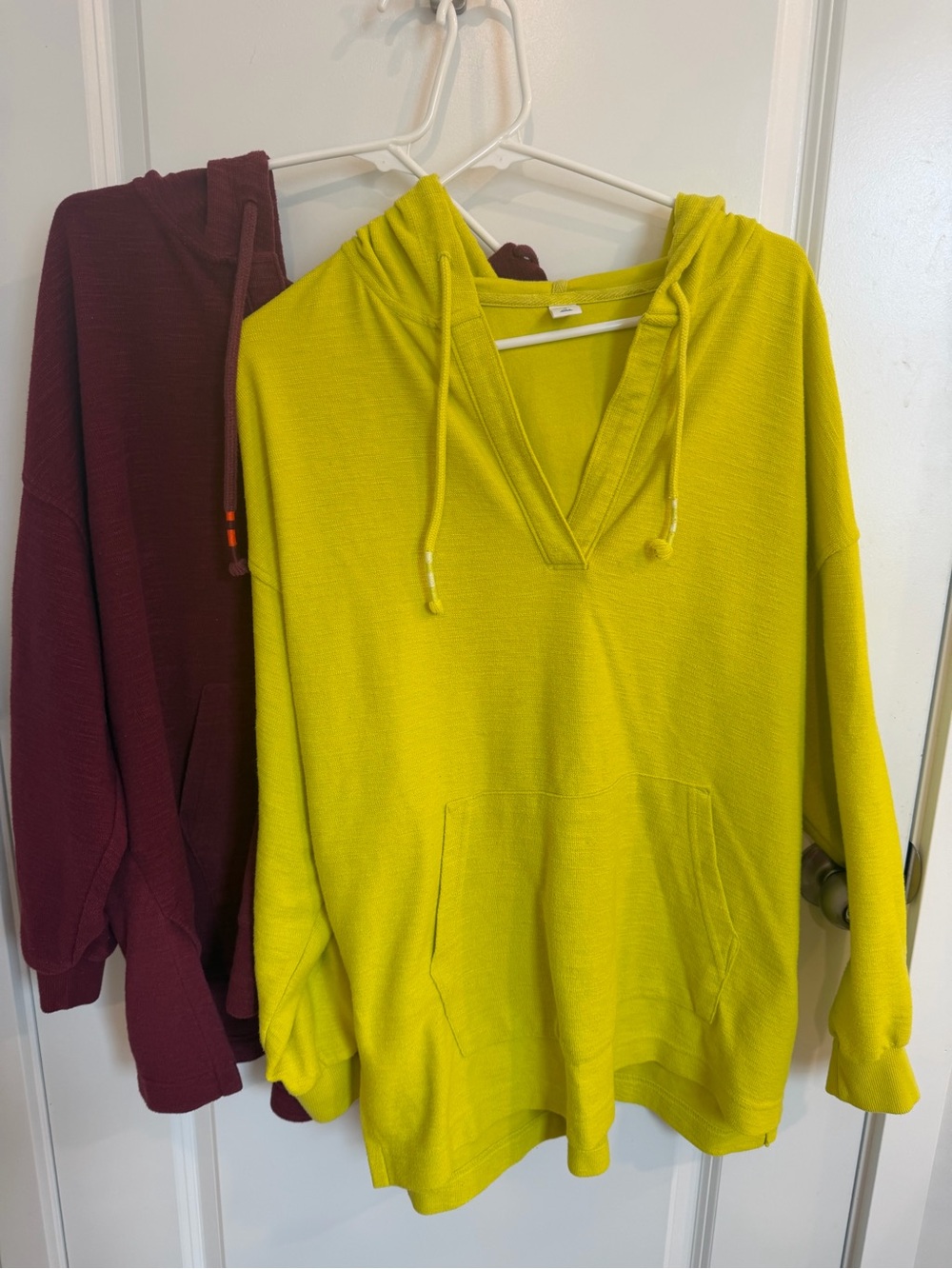 Old Navy V-Neck Hooded Pullover in Bright Lime & Maroon - Picture 1 of 8